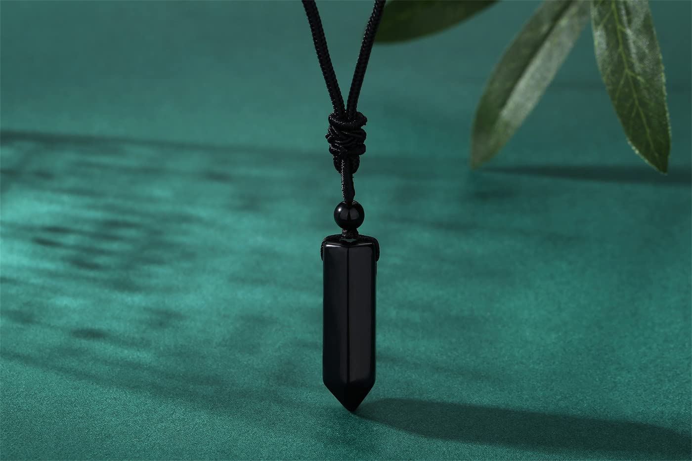 XIANNVXI Healing Crystal Necklace for Men Women Obsidian Pendant Necklae Natural Stone Adjustable Rope Hexagonal Point Gemstone