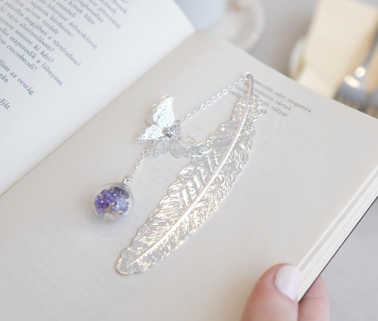 Toirxarn Silver Feather Bookmark with Butterfly Charm β Christmas Gifts for Women, Mom, Teachers, Book Lovers β Stocking Stuffers, Secret Santa, Birthday & Holiday Gift Box