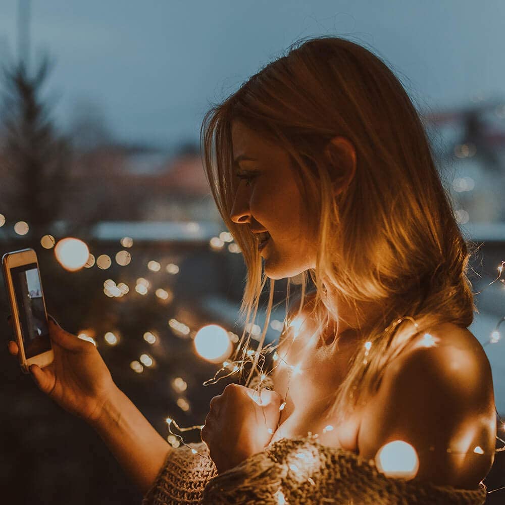 Bryubr Photo Clip String Light - 33Ft 100Led Warm White Fairy Lights With Clips For Bedroom, Christmas & Wedding Décor