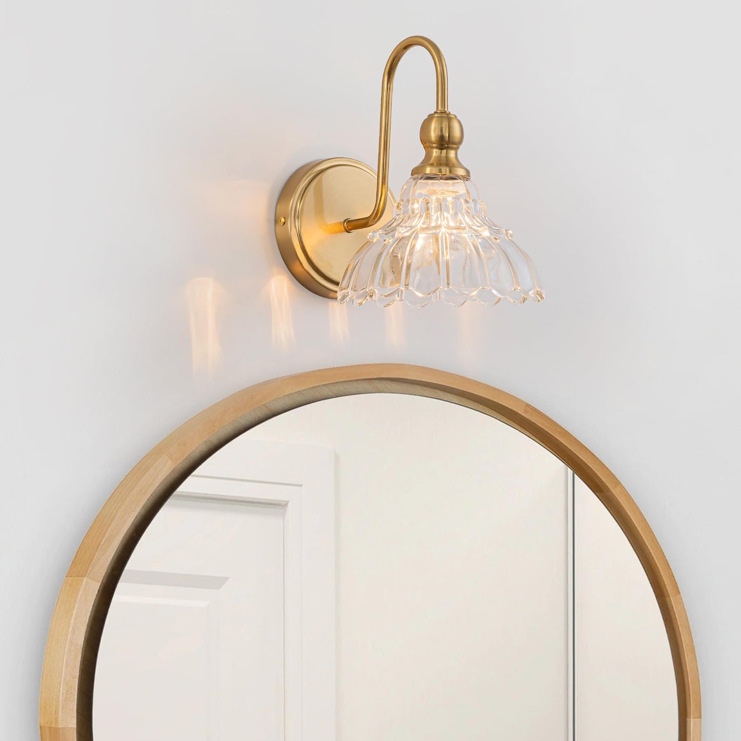 Brknit Vintage Bathroom Light Fixtures Over Mirror 1-Light Brass Wall Sconce Lighting With Flower Glass Shade Farmhouse Vanity Lights For Bedroom Kitchen Living Room Hallway Light