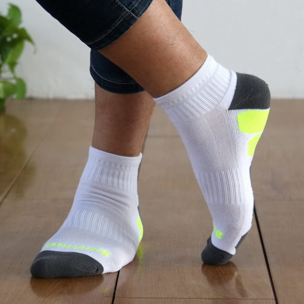 BERING Men's Performance Athletic Ankle Running Socks, White, Size 9-12, 6 Pairs