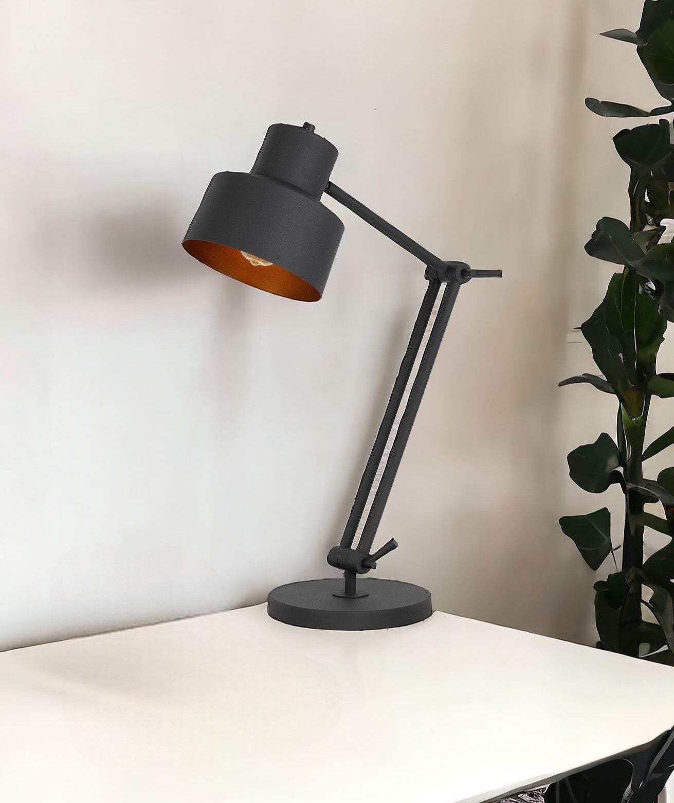 Homeroots Metal Desk Table Lamp, 33 In., Black, Model 524668