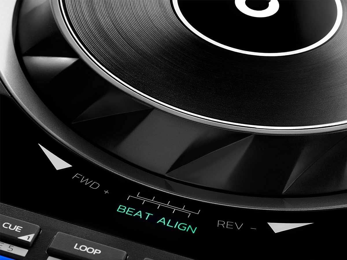 Hercules Djcontrol Inpulse 500 Mk2 2-Channel Dj Controller Bundle With Case, Trs-To-Rca Breakout Cable, And Austin Bazaar Polish