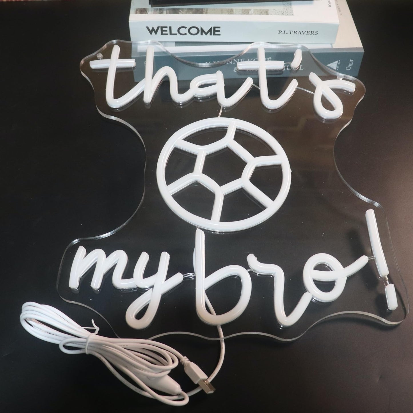 ThatS My Bro Football Lover Neon Sign Soccer Sport Neon Light Sign Football Club Lights Led Light Up Signs For University Dormitory Man Cave Game Room Wall Art Decorations Christmas Birthday Gifts