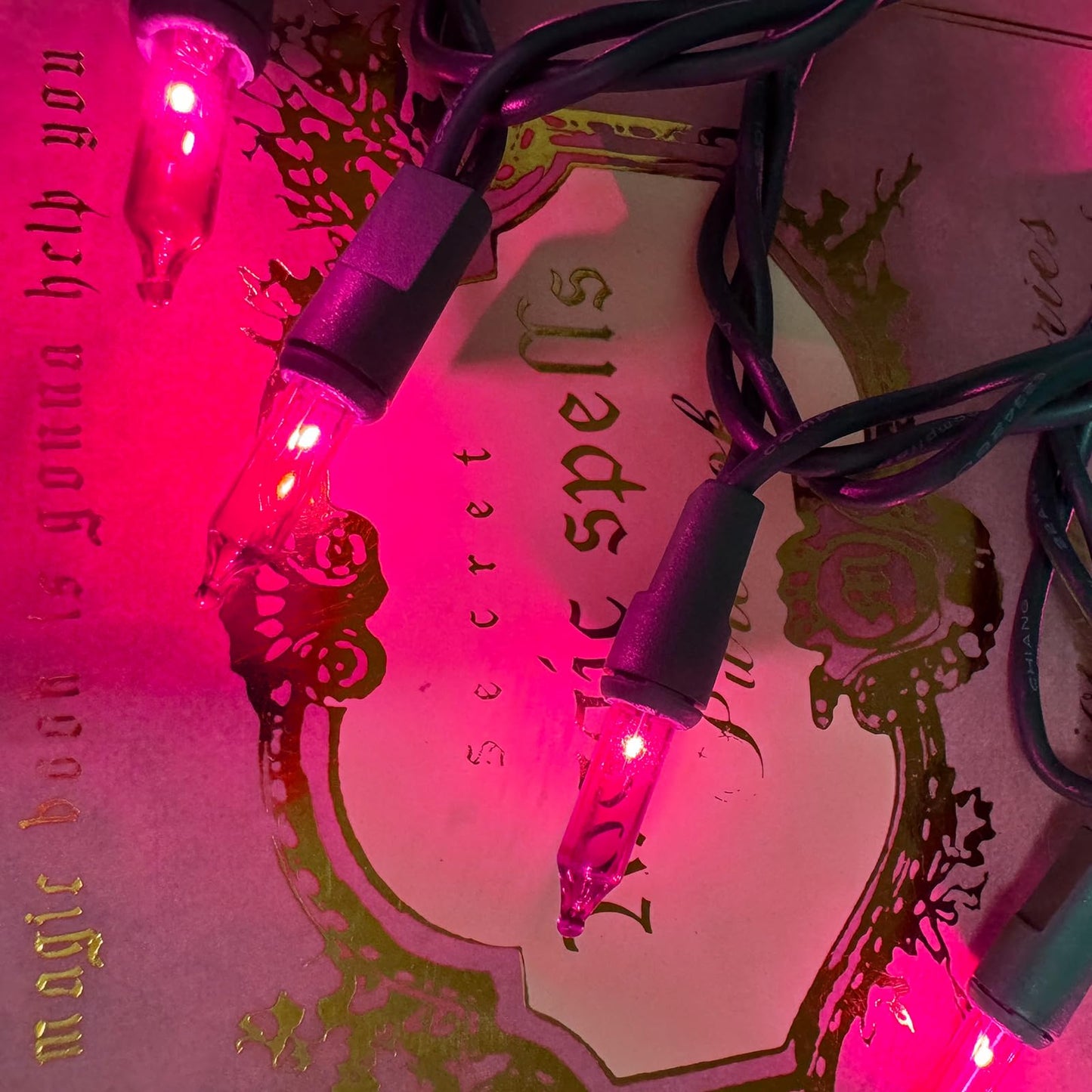 Hishiny Christmas Lights 100 Count Pink Christmas Tree String Lights With Green Wire For Outdoor Indoor Christmas Decorations Wedding Decorations Valentines Day Decor Ul Certified (21Feet)