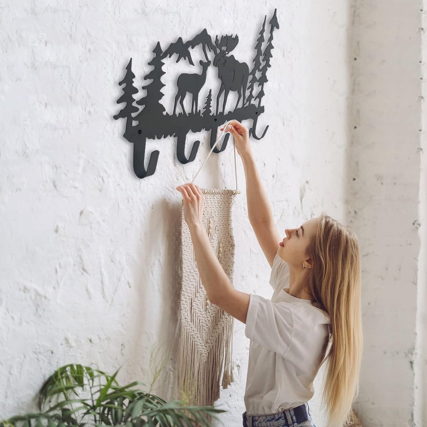 Metal Moose Coat Hooks Wall Art Decor-Moose Hangers and Key Holder-Clothes Hat Rack-Animal Theme Hooks Sweet Home Decor for Storage, Living Room, Hallway, Office (Black)