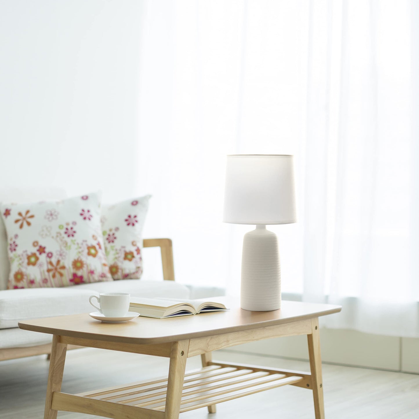 Simple Designs LT2085-OFF Ceramic Table Lamp, Off White, Textured, Pack of 1