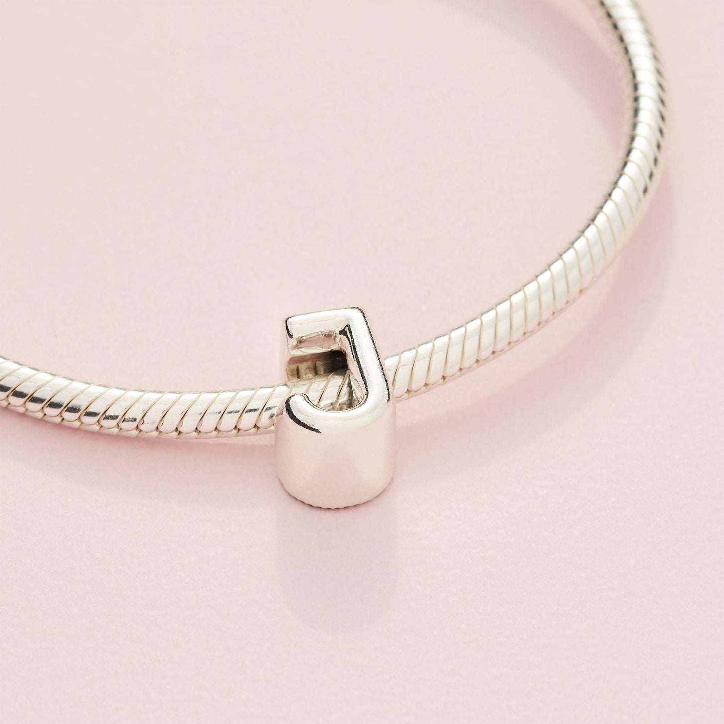 PANDORA Letter J