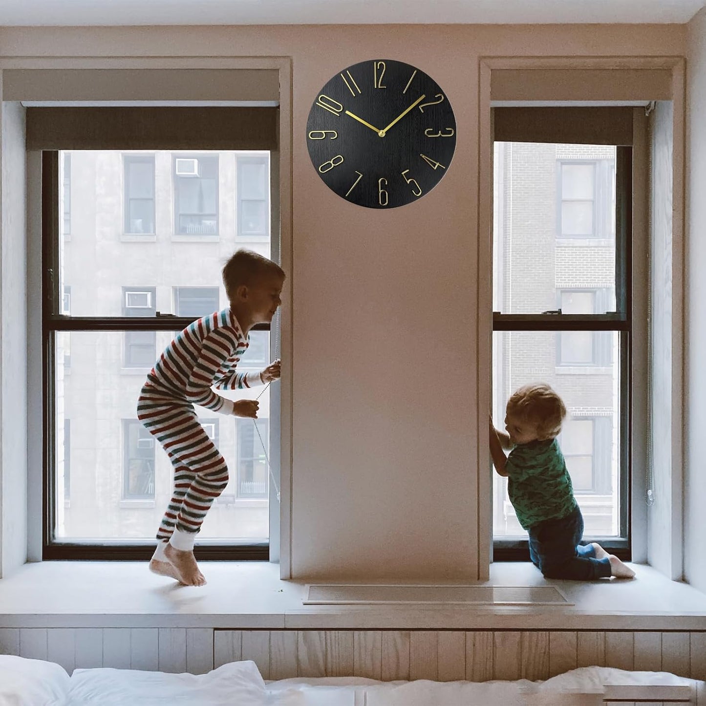 Wall Clock, Silent Clock, Wall Clocks Battery Operated, 12 inch Modern Wall Clock, Suitable for Offices, Living Rooms, Kitchens, Homes, Schools (Black Without Second Hand)