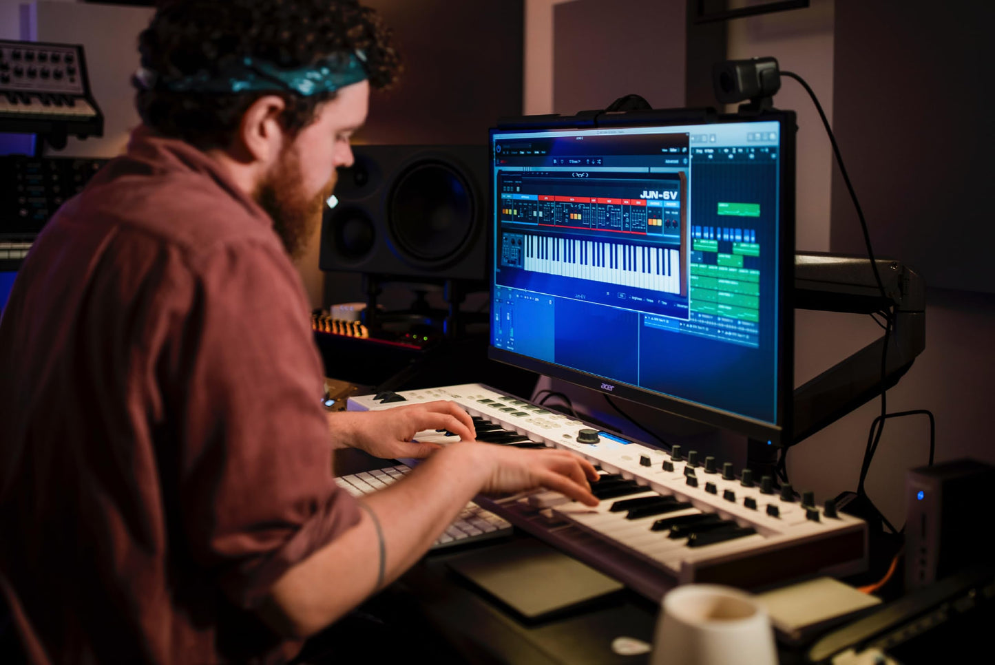 Arturia Keylab Essential Mk3 - 49 Key Usb Midi Keyboard Controller With Analog Lab V Software Included