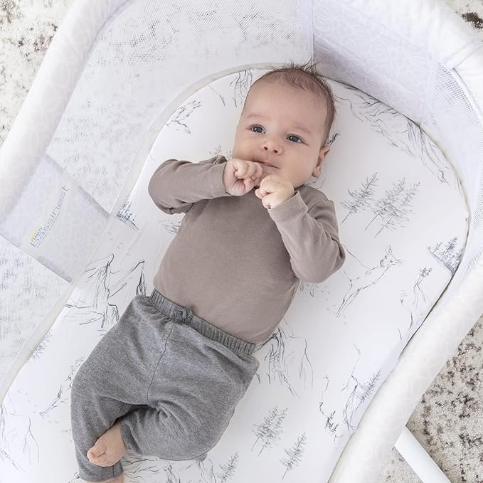 Pobibaby - 2 Pack Premium Bassinet Sheets for Standard Bassinets - Ultra-Soft Cotton Blend, Stylish Woodland Pattern, Safe and Snug for Baby (Explore)
