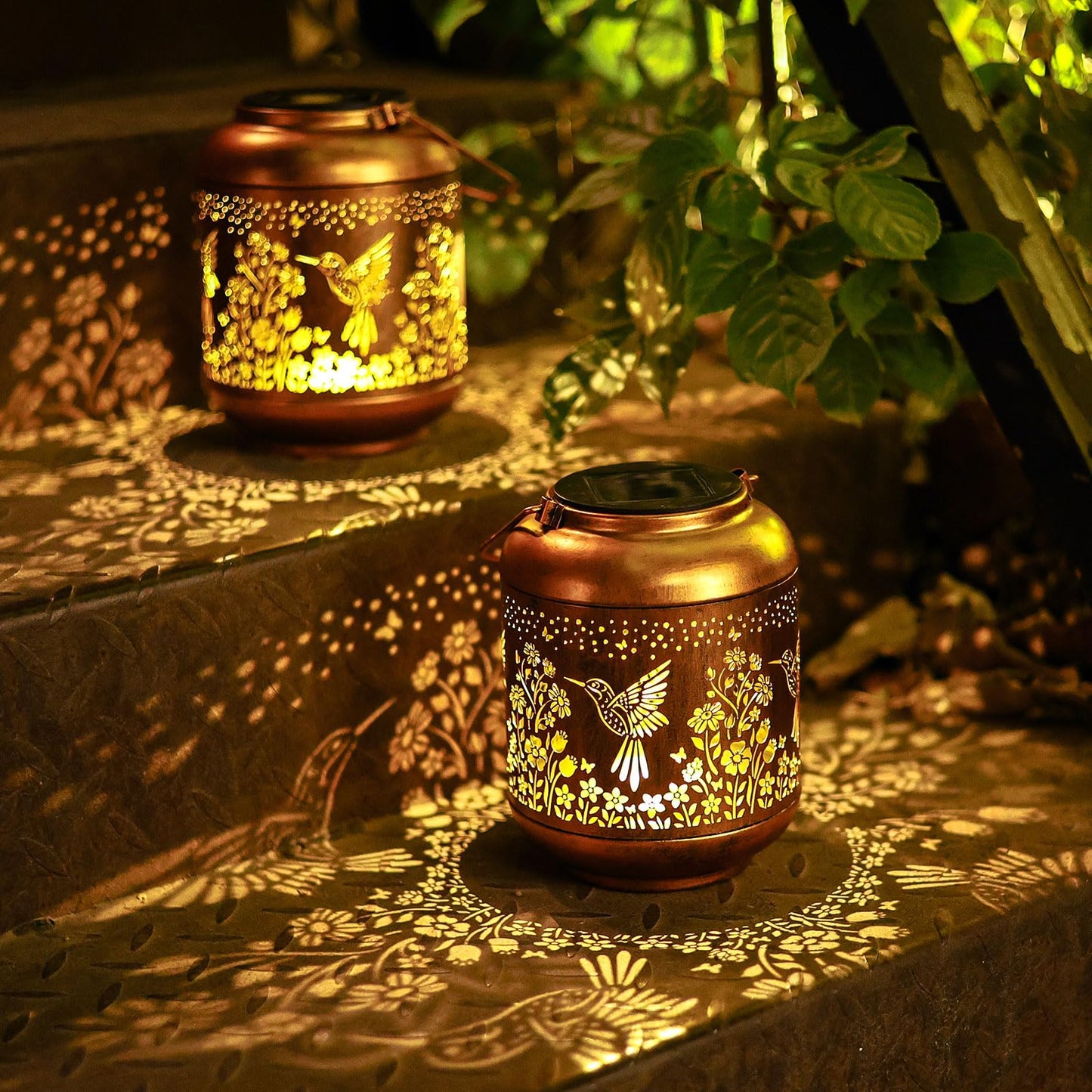 Hummingbird Solar Lanterns Outdoor Waterproof Birthday Gifts For Women Mom Grandma Hanging Lantern Yard Art Decorative Hummingbird Solar Lights For Decor Garden Patio Porch Backyard Pathway Lawn
