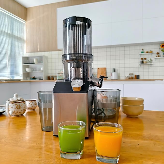 Cold Press Juicer, Juicer Machines with 4.35'' Wide Feed Chute, Stainless Steel Slow Masticating Juicers Easy to Clean, Ergonomic Operational Panel Design, High Juice Yield, Platinum Color Knob
