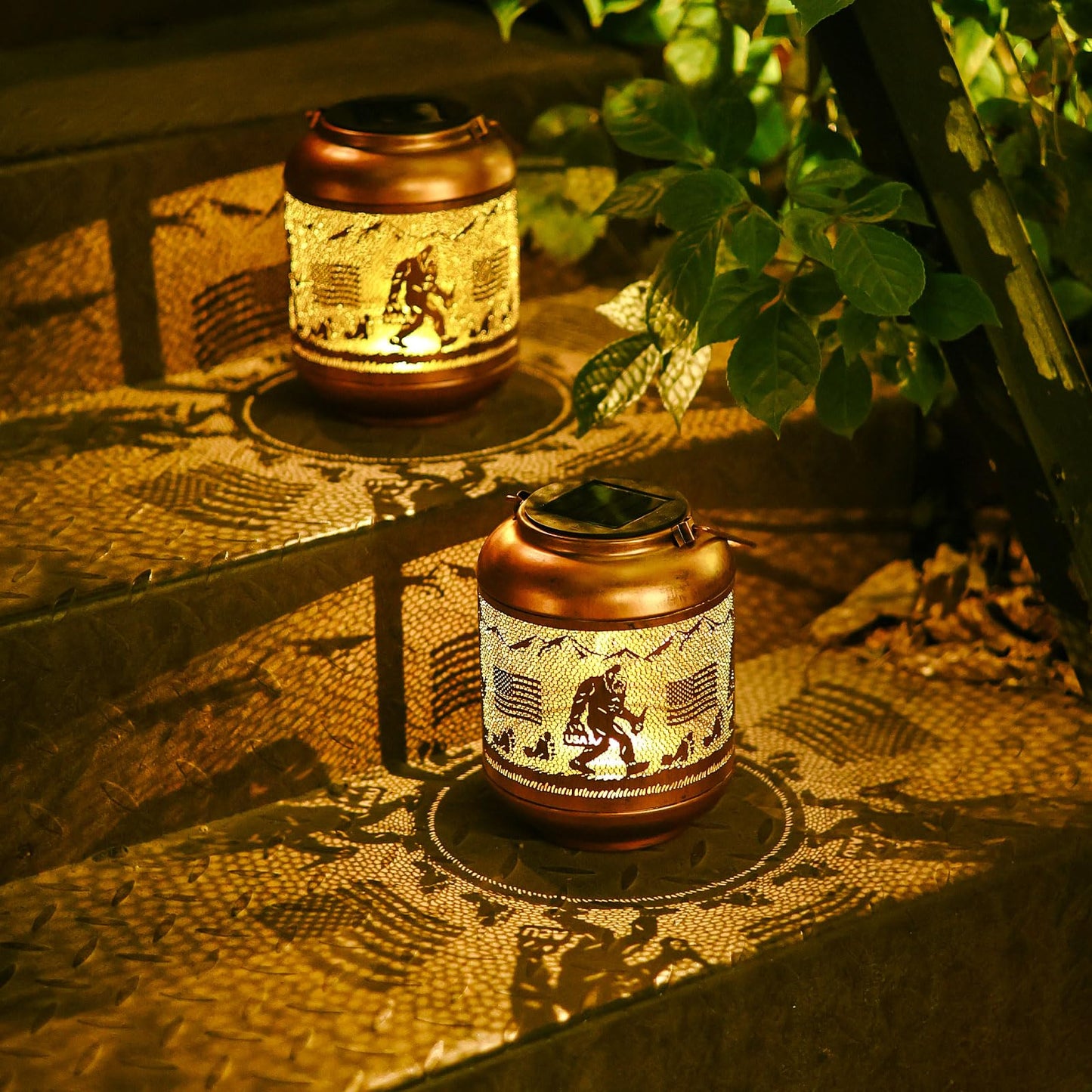 Bigfoot Solar Lanterns Outdoor Waterproof Hanging Solar Lights Big Foot Sasquatch Birthday Gifts For Women Men Metal Decoratives Led Lantern For Patio Backyard Porch Yard Lawn Garden Decor
