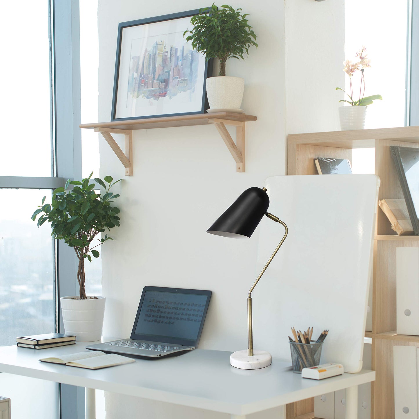 Elegant Designs Arched Desk Lamp, Antique Brass, Metal, 9.5inL x 6inW x 23.5inH, Model LD1058-ABS