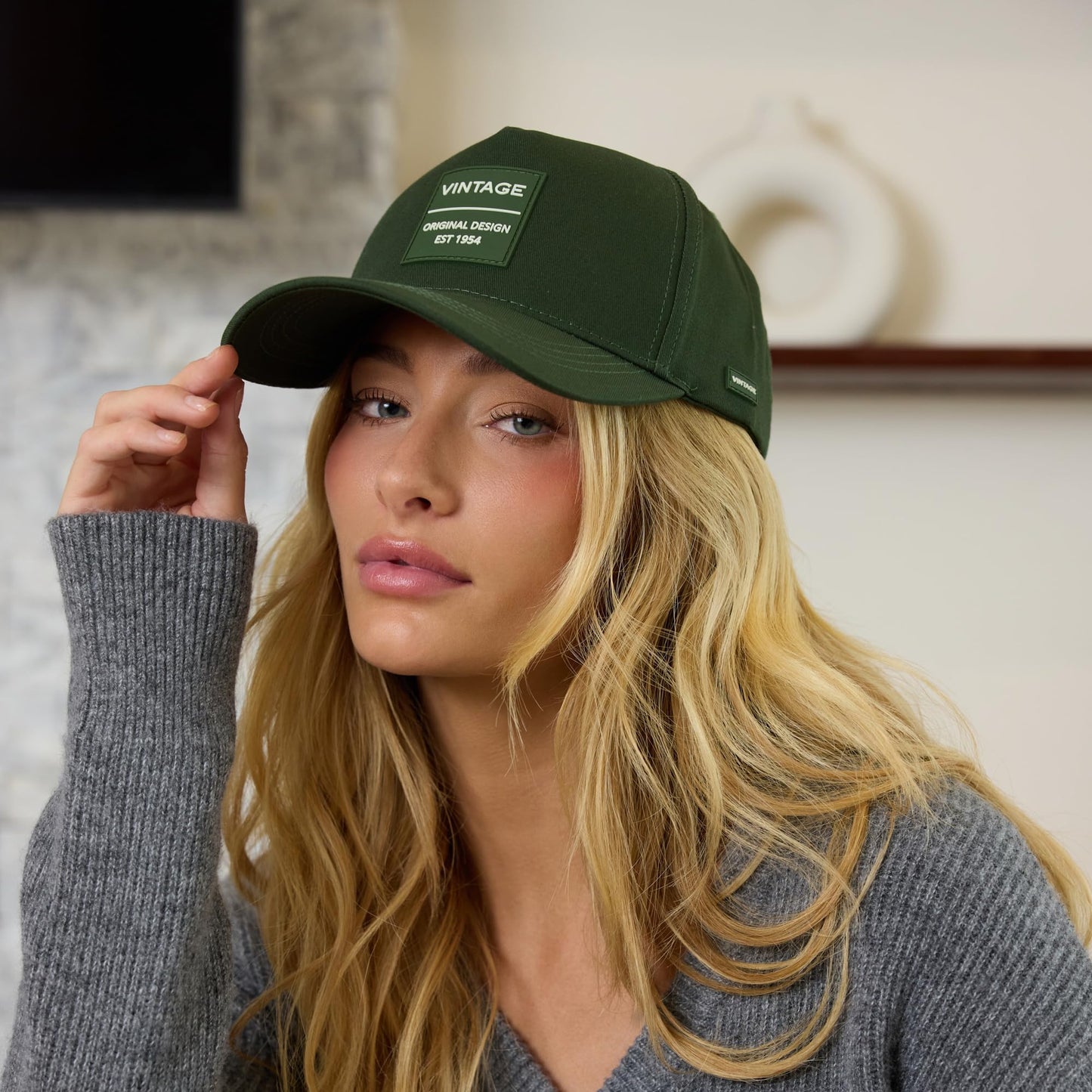 VINTAGE HAVANA Rise 17 Trucker Hats Women & Men Green/Off White | Western Retro Adjustable Snapback Hat | Preppy Cute Trendy Fashion Baseball Cap
