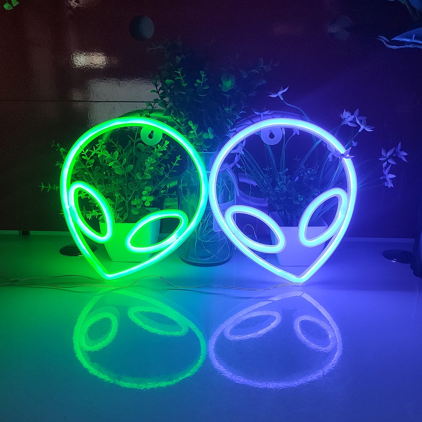 JYWJ Alien Neon Light - USB or Battery Powered LED Sign, 7.72in x 8.7in, Blue