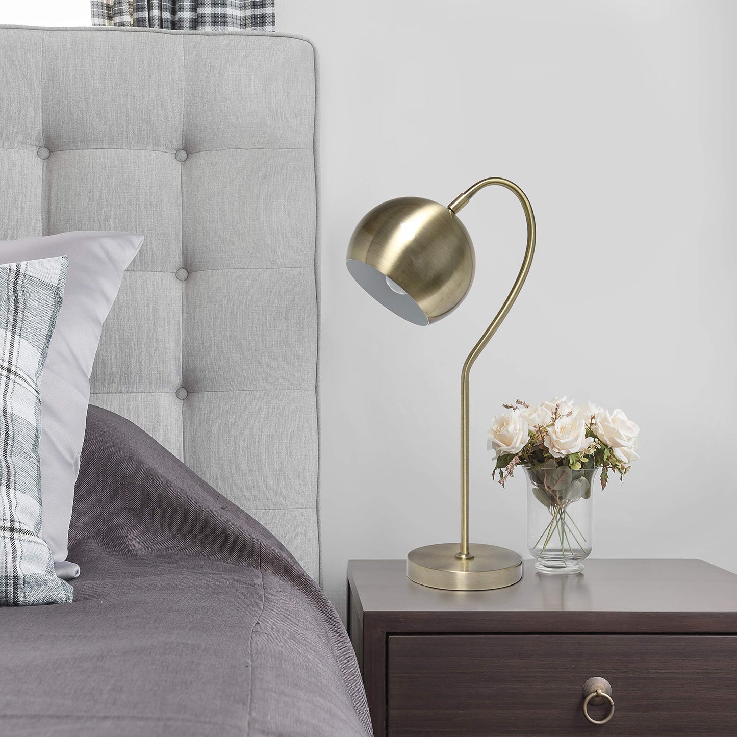 Elegant Designs 20in Modern Metal Half Moon Table Lamp, Antique Brass, Model LT1061-ABS, 10inL x 6inW x 20.25inH, Ideal for Home Décor