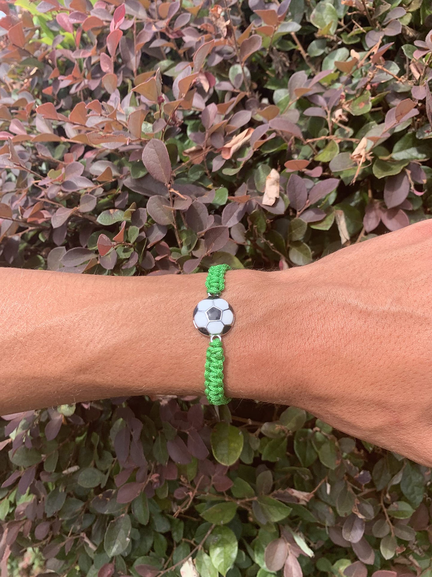 Soccer Bracelet, Adjustable Unisex Soccer Jewelry Paracord Wristband - Sports Gift for Players and Fans (Green)