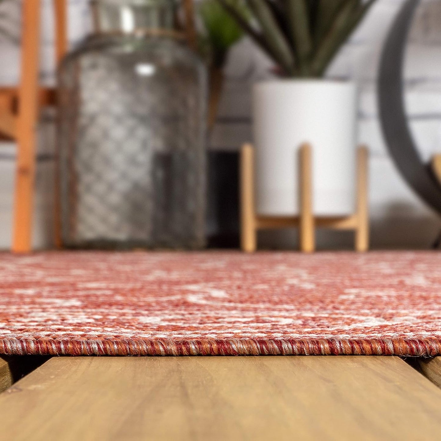JONATHAN Y Vintage Filigree Indoor Outdoor Octagon Area Rug 8 Ft Red/Beige, Charleston Textured Weave for Backyard, Patio, Porch, Easy-Cleaning, High Traffic, Pet-Friendly, Non-Shedding SMB106B-8TGN