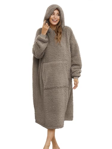 ililmmoe Sherpa Wearable Blanket Oversized Hoodie Sweatshirt TV Blanket with Long Sleeves and Pocket (CoolBrown, One Size)