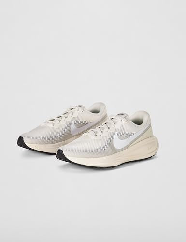 Nike Women's Revolution 8 Road Running Shoes
