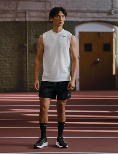 Nike Men's Quest 6 Road Running Shoes