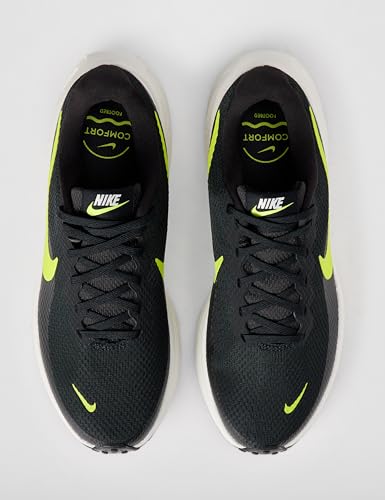Nike Women's Revolution 8 Road Running Shoes