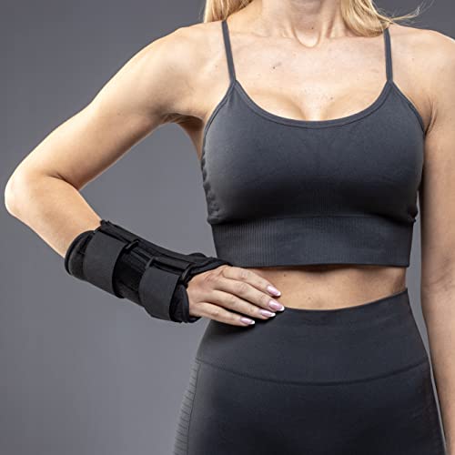 Carpal Tunnel Wrist Brace Night Support and Metal Splint Stabilizer [Single] - Helps Relieve Tendinitis Arthritis Carpal T...