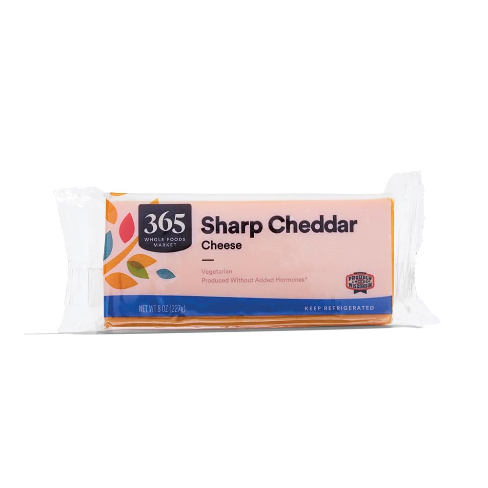 365 Everyday Value, Sharp Cheddar Bar, 8 oz