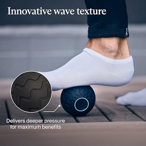 Therabody WaveSolo - Handheld Bluetooth Enabled Massage Device, Ultra Portable Vibration Therapy Ball w/QuietRoll Technolo...