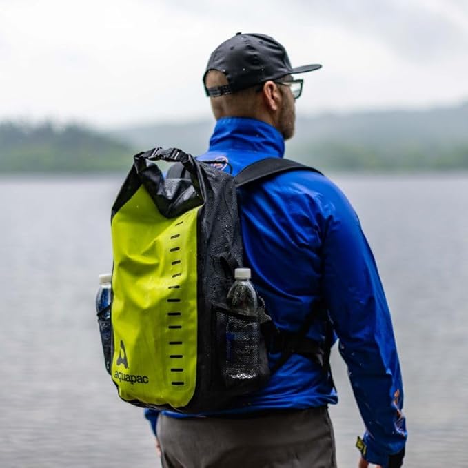 Aquapac Heavyweight 28L Waterproof Toccoa Backpack, UK Made, Travel Essential, 5 Year Warranty, Hiking, Mountain Biking