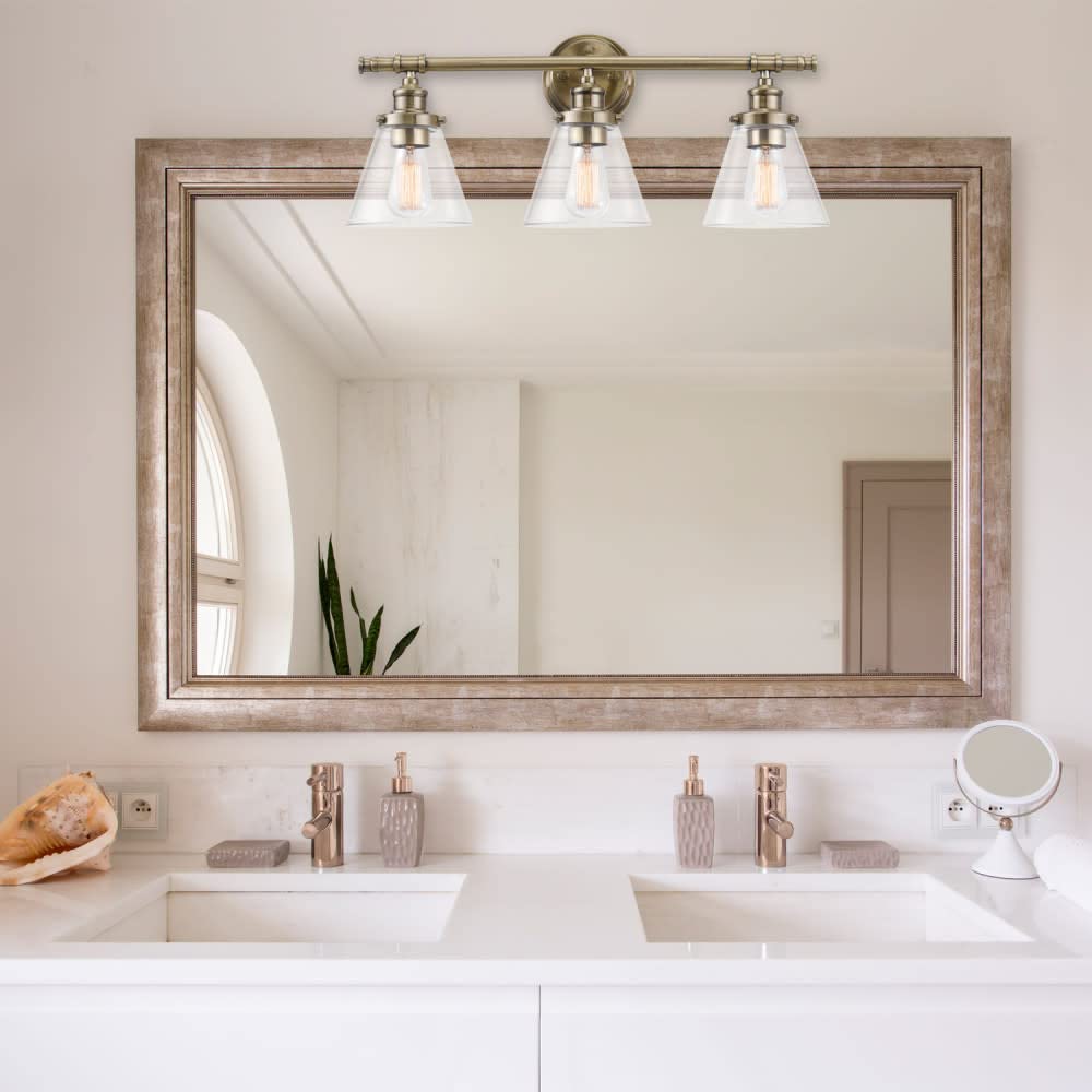 Globe Electric Parker Vanity Light, 3-Light Bath Set, Brass, Model 51381, Metal