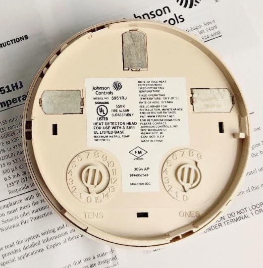 New Johnson Control 5951RJ Rise Temperature Heat Detector 5951RJ