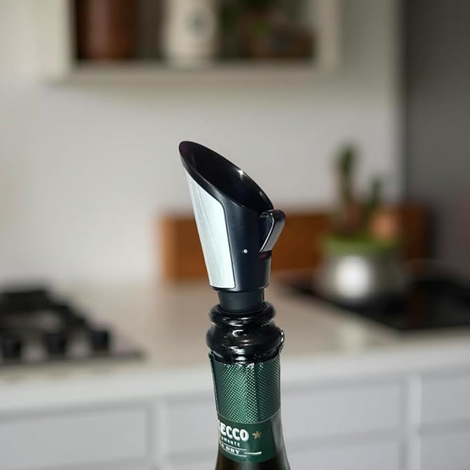 Reusable Wine Stopper Pourer - 2-in-1 Airtight Bottle Stopper with Leakproof Pour Spout - Wine Preserver for Red & White Wine - Bar Accessories Gift