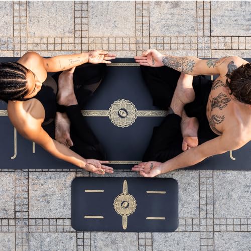 Liforme Printed Yoga Mat Collection - Free Yoga Bag Included - Patented Alignment System, Warrior-like Grip, Non-Slip, Ec...