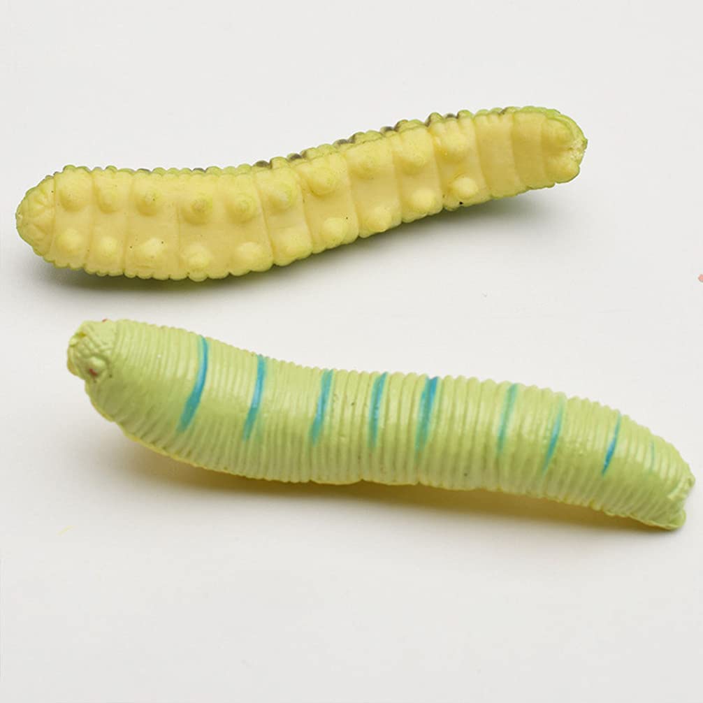 24Pcs Simulation Caterpillar Plastic Fake Worm Crawling Halloween Prank Toy Educational Learning Toys for Kids (Random Style)