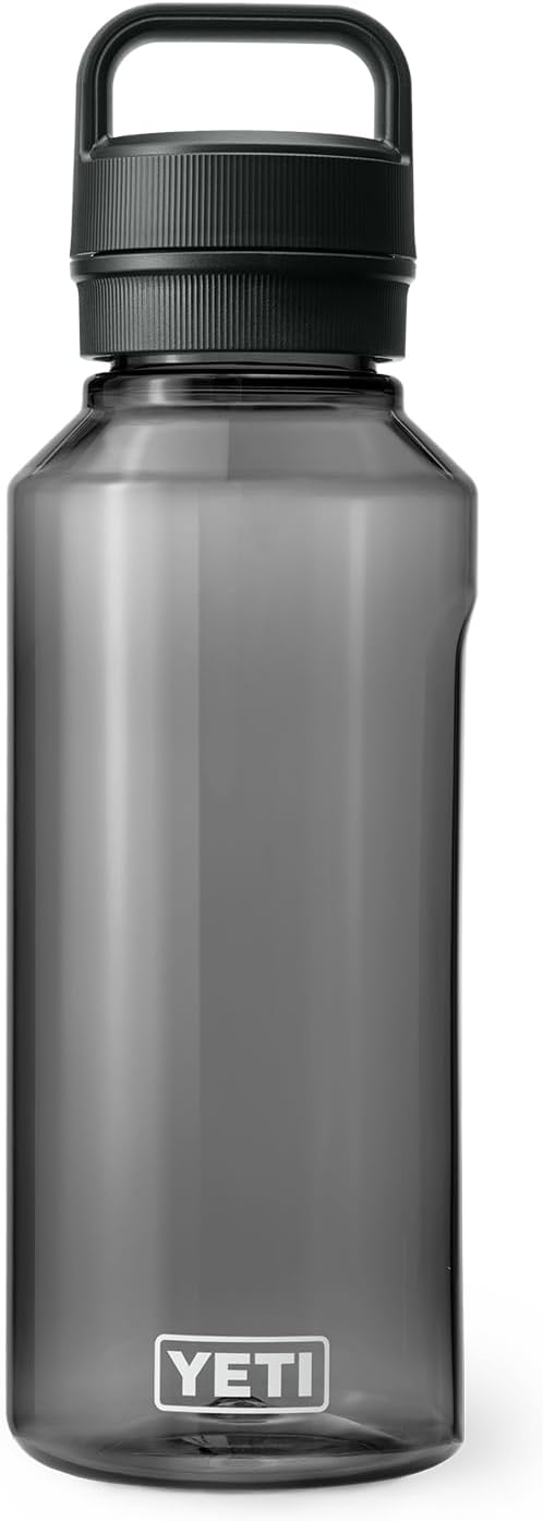 YETI Yonder Water Bottle with Yonder Chug Cap, Lightweight, Leakproof and BPA-Free