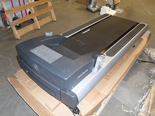Life Fitness Club Series Treadmill