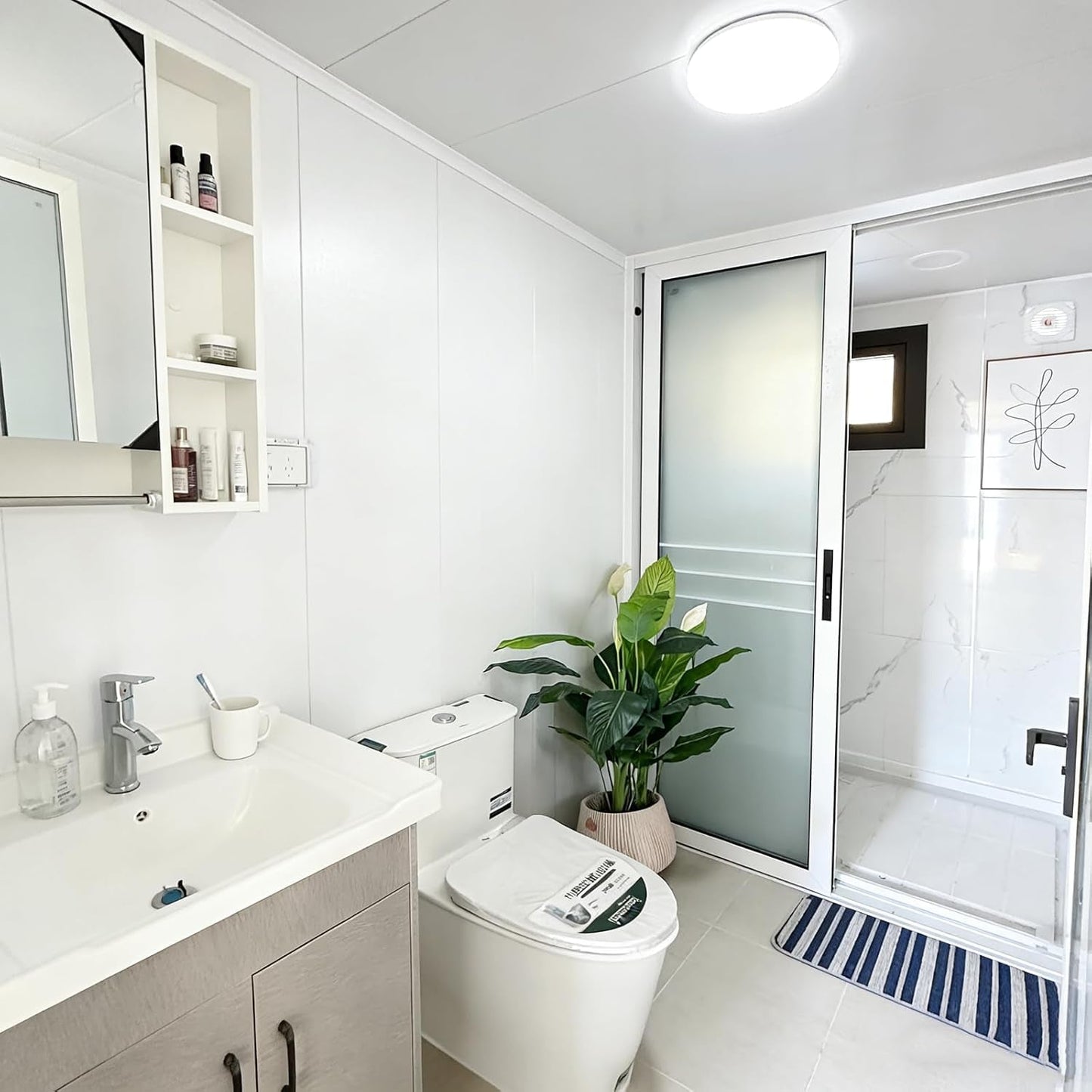 Expandable Modular Tiny House to Live in for Adults 20Ft Container House, Portable Foldable Prefab Tiny Home for Sale with Bedroom Bath & Kitchen, Customized Cabin Kit Outdoor Living Home