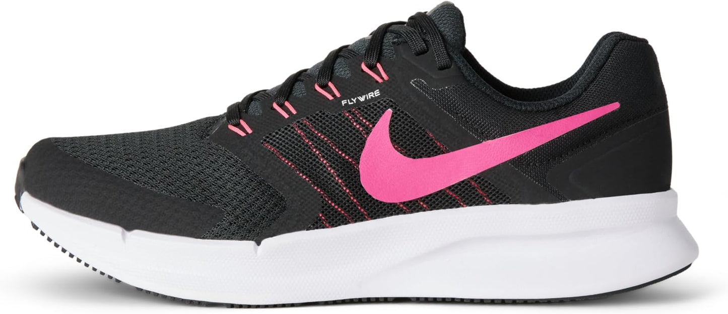 Nike Women's Run Swift 3 Road Running Shoes