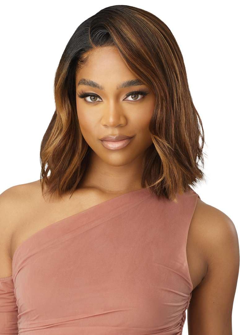 Outre Lace Front Wig - Melted Hairline - Adelina (DRFF4/HAZELNUT HONEY)