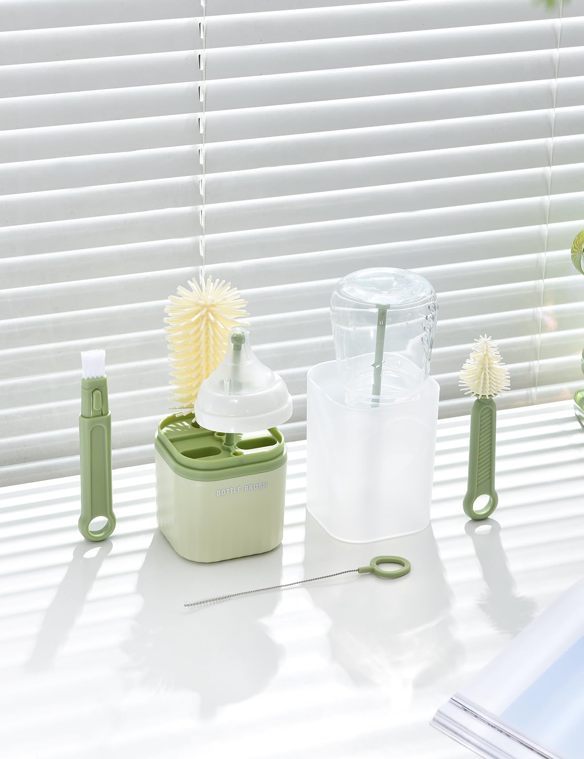 BOVELLA Baby Bottle Brush Set-Travel Bottle Cleaner Kit with Silicone Brush,Drying Rack,Nipple Brush,Straw Brush,Bottle Mouth Brush,Storage Box-6 in 1 Portable Bottle Washing Kit for Home and Travel
