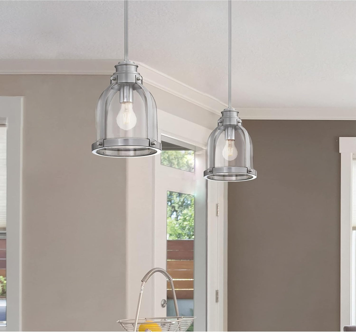Hrsovii A19 Clear Incandescent Rough Service Light Bulb, 100 Watt Incandescent Light Bulbs, A19 100 WATT Bulbs ，100 Watt, 2700K Soft White, E26 Medium Base, 110-130V (2 Pack)