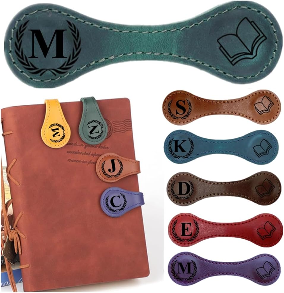 Personlized Magnetic Leather Bookmarks with Initials, Customized Book Marks Clip 26 Letters Bookmark for Reading Women, Men, Kids,Cute Book Markers Meaningful Gift for Book Lovers (Green, M)