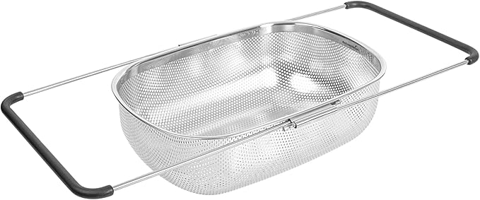 Restaurantware Colander 1 Count 5.5 qt Dishwasher-Safe Stainless Steel Coarse Mesh Colander with Over-The-Sink Expandable Handles Kitchen Strainer Basket for Pasta, Fruits, and Vegetables
