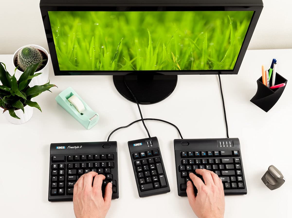 Kinesis Freestyle2 Ergonomic Keyboard For Pc (9 Or 20 Separation) (9 Separation)
