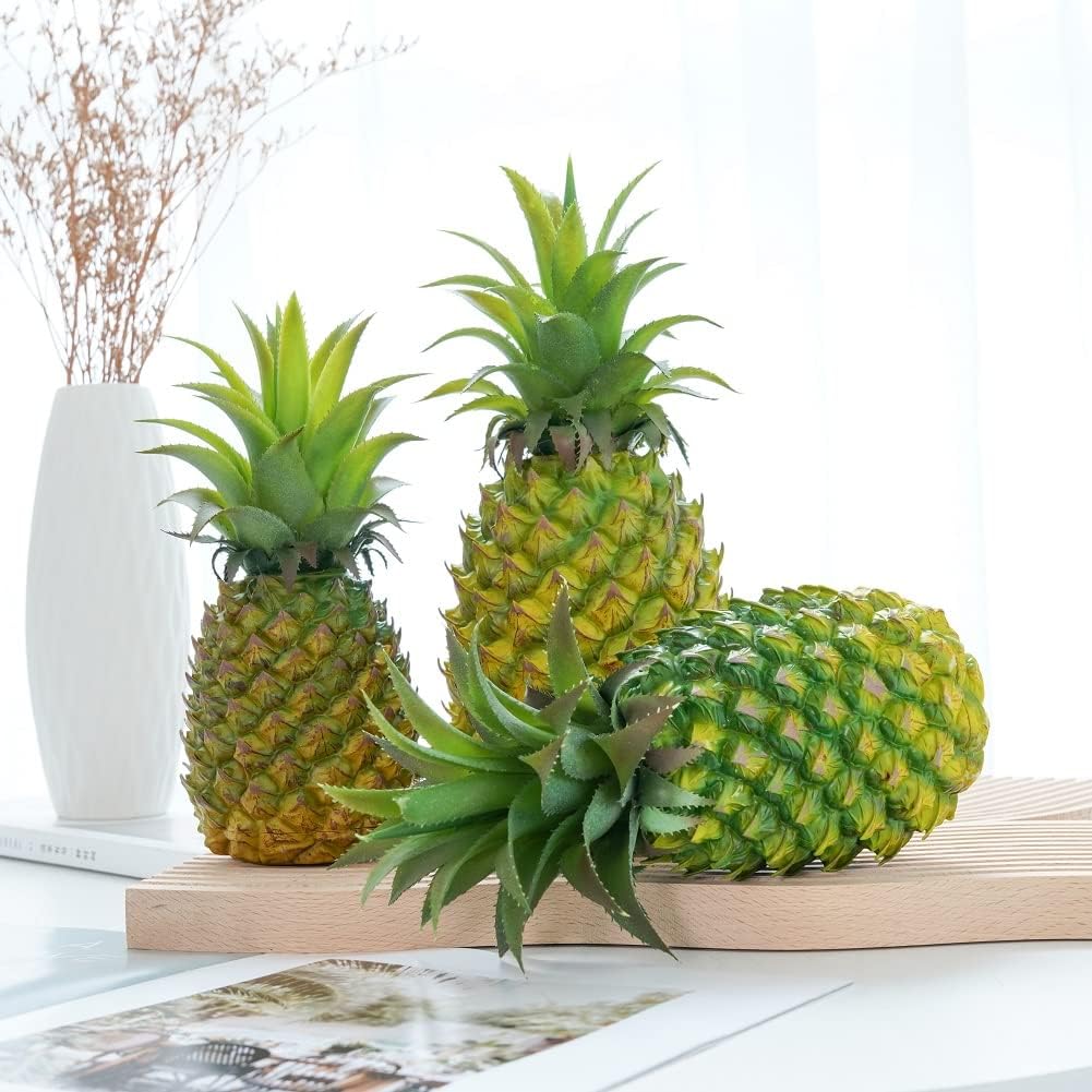 QIRMIZI 2 Pack Artificial Pineapple -Simulated Fruit Decoration, Lifelike Fake Fruit Model, Perfect for Home Decor, Kitchen, Party & Photography Prop – Realistic & Eco-Friendly,Green Small