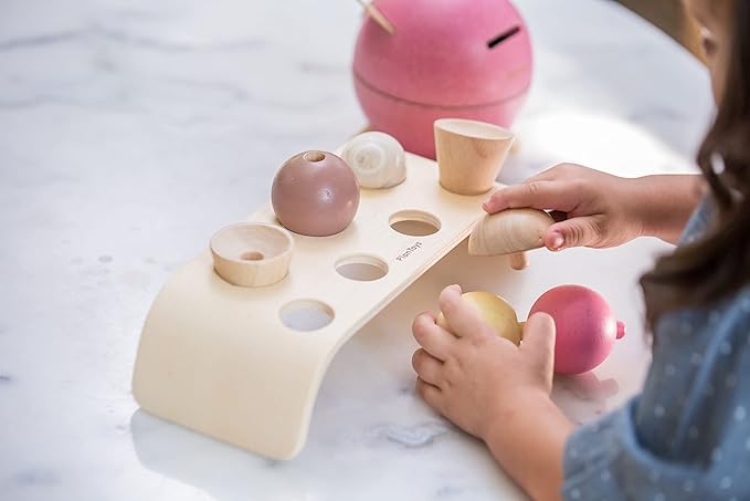 PlanToys® Wooden Ice Cream Playset for Kids | Includes Stand, Scoops & Cones | Pretend Dessert Play Food for Toddlers | Eco-Friendly Role Play Set for Imaginative & Fine Motor Skills Development