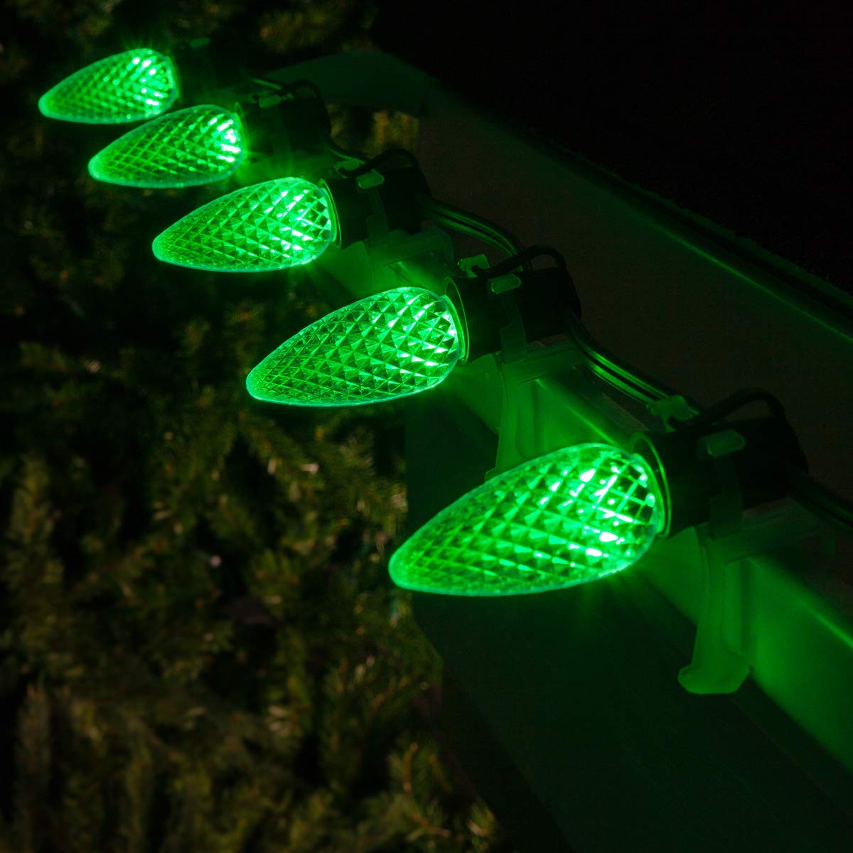 Wintergreen Lighting 25-Pack Opticore C9 Led Green Light Bulbs - Replacement Christmas Light Bulbs  Halloween  St. PatrickS Day  E17 Base (Faceted)